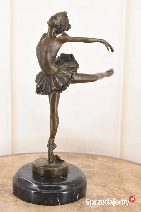 Zmysłowa Tancerka Baletnica Kobieta z Brązu Kraków