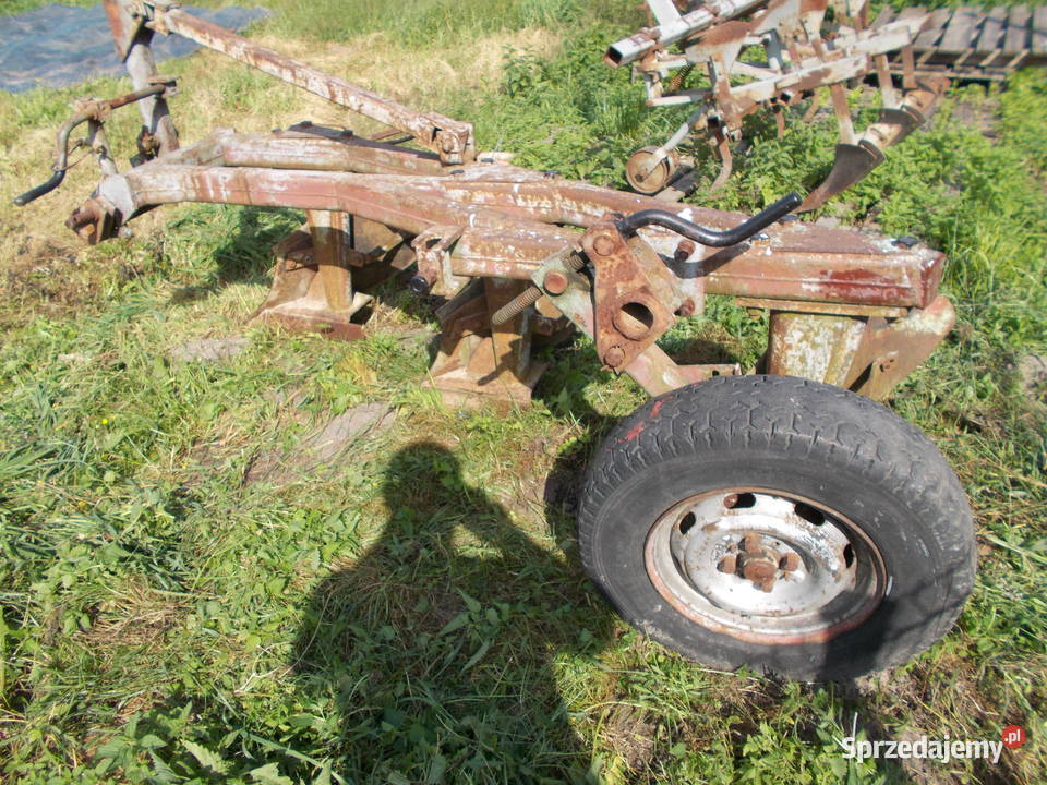 Pług 3 skibowy nowy typ Brzeg sprzedam