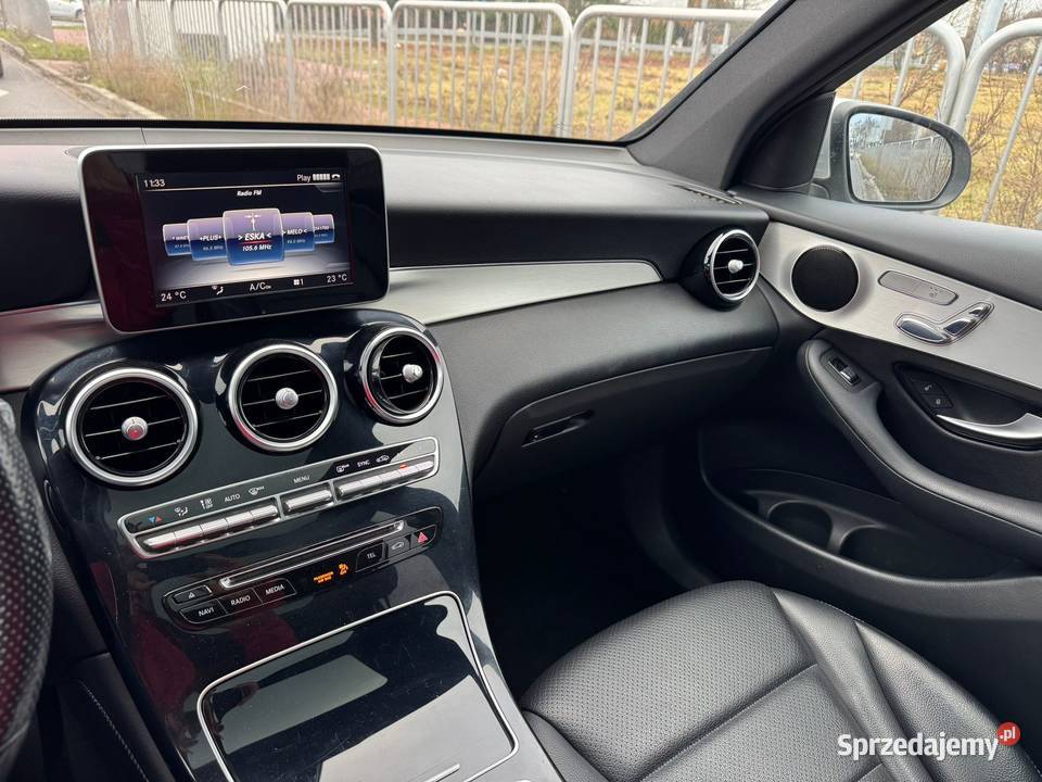 MercedesBenz GLC 300 4Matic automatyczna