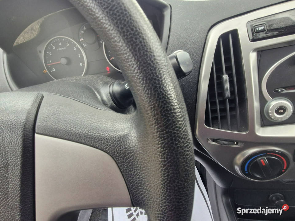 Hyundai i20 12 94150 piękny bordowy z Niemiec lakier metallic Rymanów