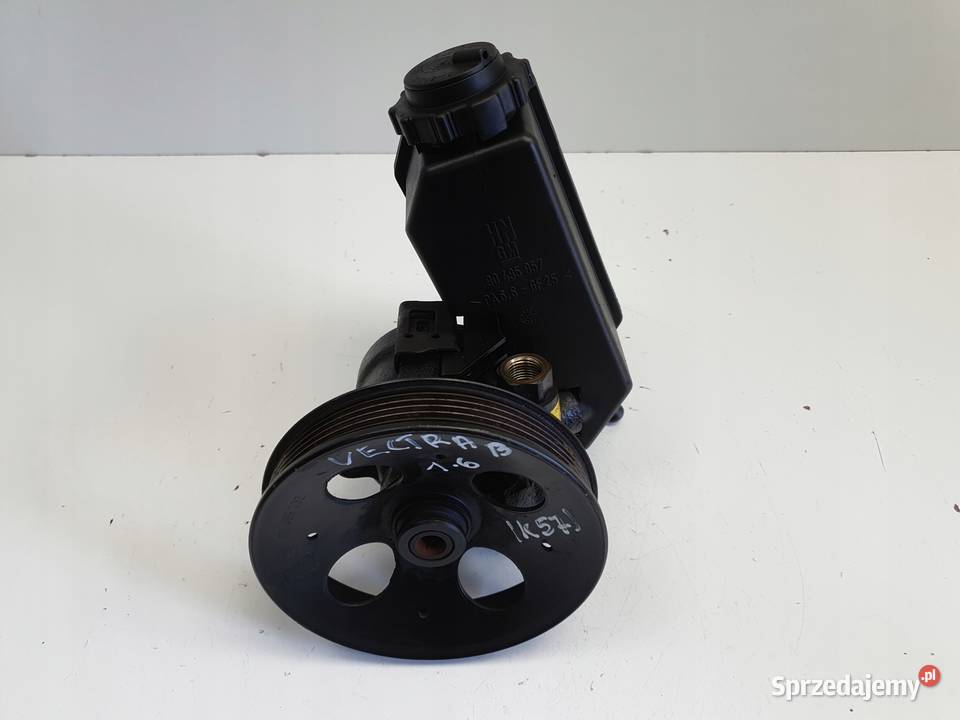 Opel Vectra B 16 16V POMPA WSPOMAGANIA 90495957 osobowe Rudka