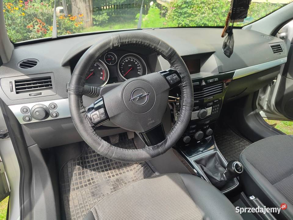 Opel Astra H 2009 16 opolskie Zielęcice sprzedam