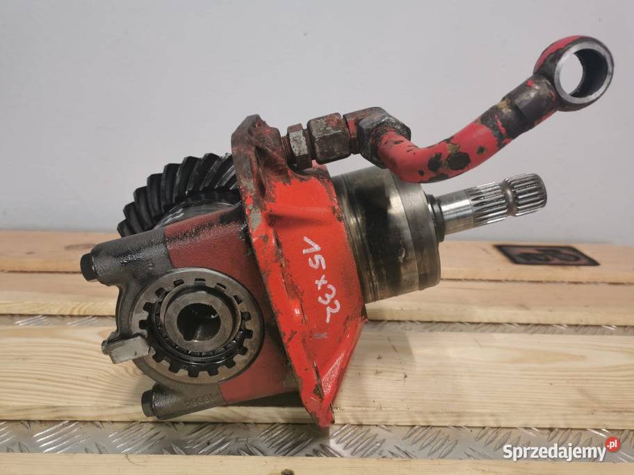 Środek mostu Manitou MLT 626 Carraro 15X32 przód wielkopolskie Wilkowo