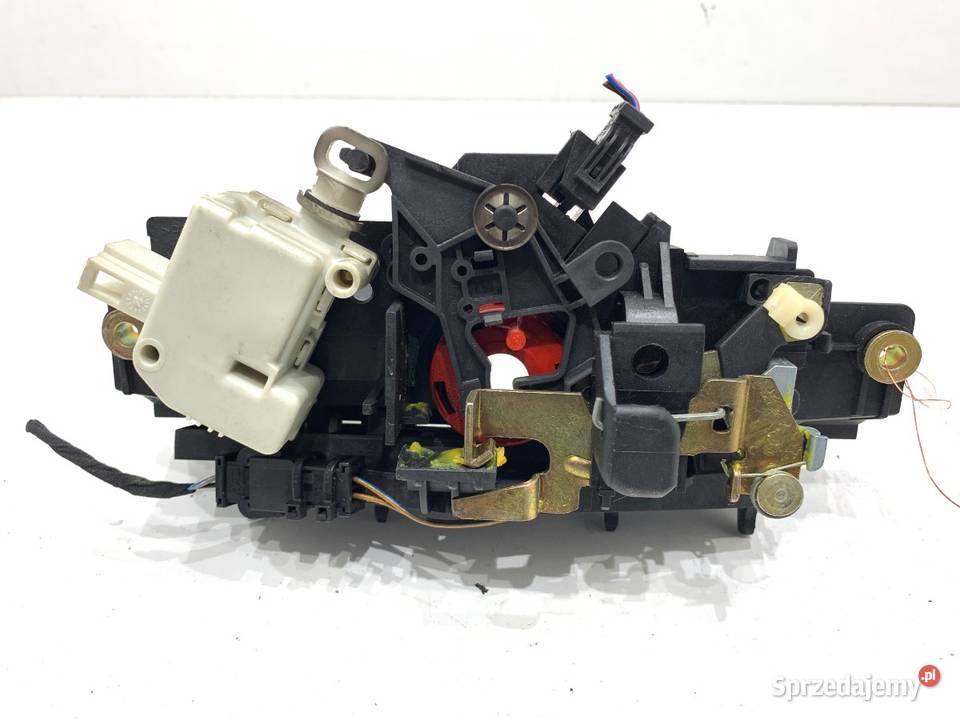 KLAMKA KLAPY TYŁ AUDI A6 C5 8D9827565H Klapy bagażnika