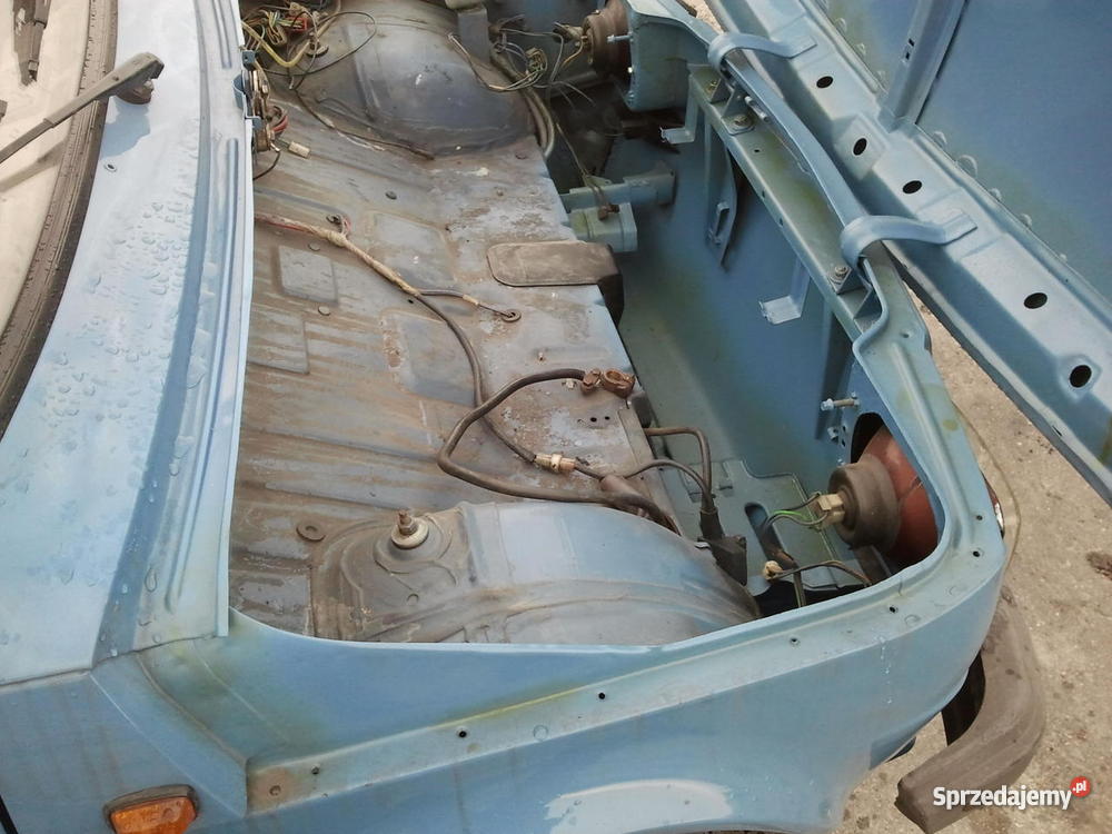 FIAT 126p 126 MALUCH KAROSERIA BUDA garażowany Łódź sprzedam