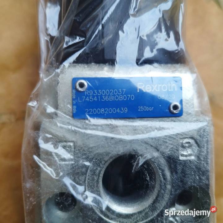 Zawor case farmlift cnh ładowarka 47959752 Łowicz