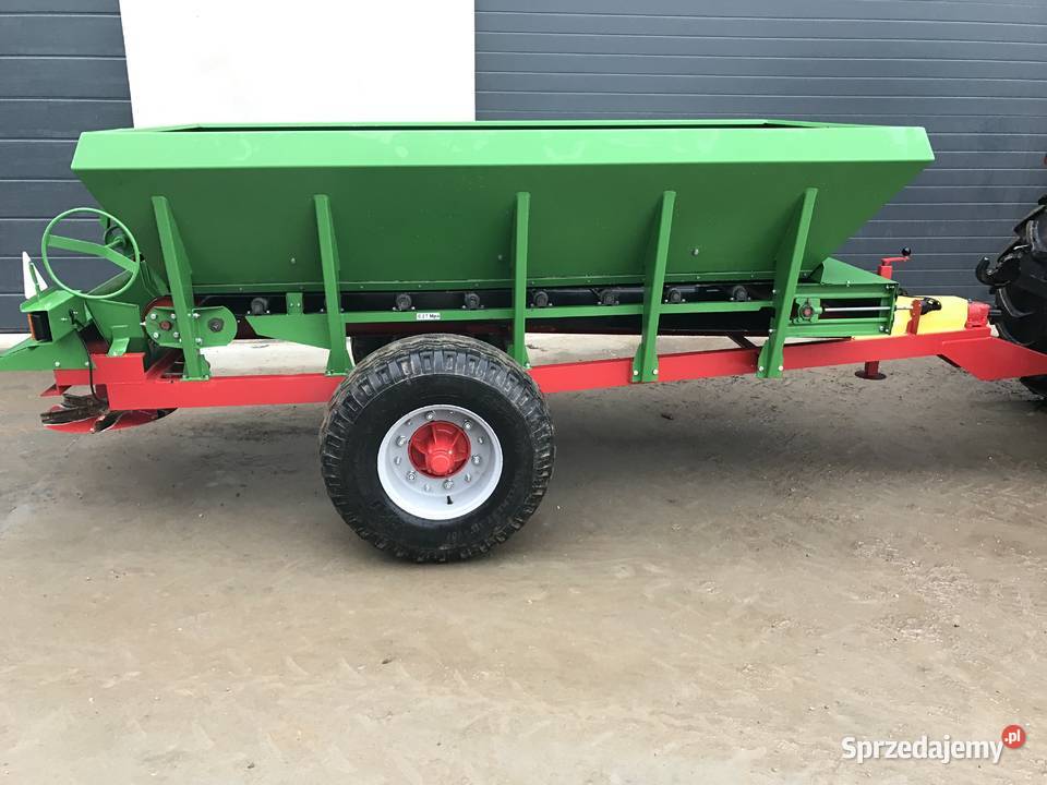 Rozsiewacz wapna nawozu Piast RCW3 Rozsiewacze nawozów