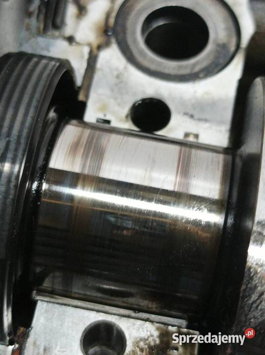 GŁOWICA KOMPLETNA 037103373R 19 TDI VW