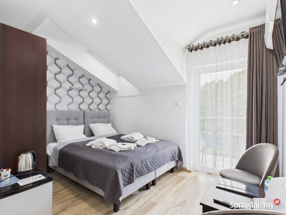 Obiekt hotelowy jeziorem na Mazurach Sprzedaż