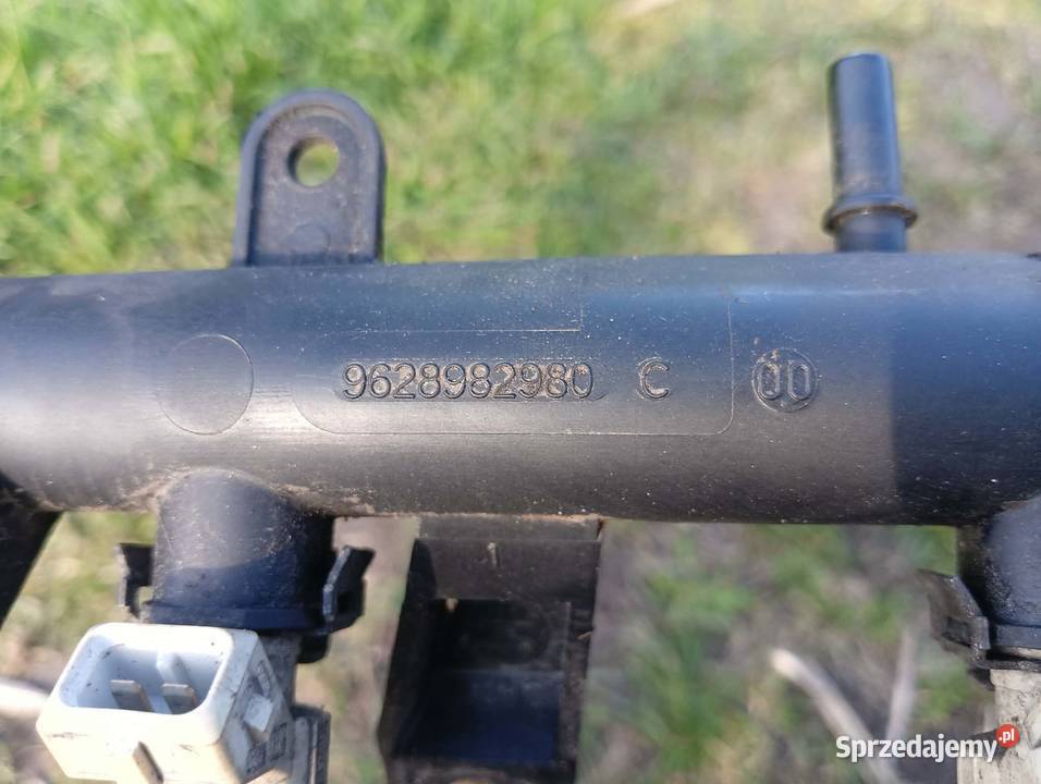 Listwa wtryskowa peugeot 206 14 Dobiegniew