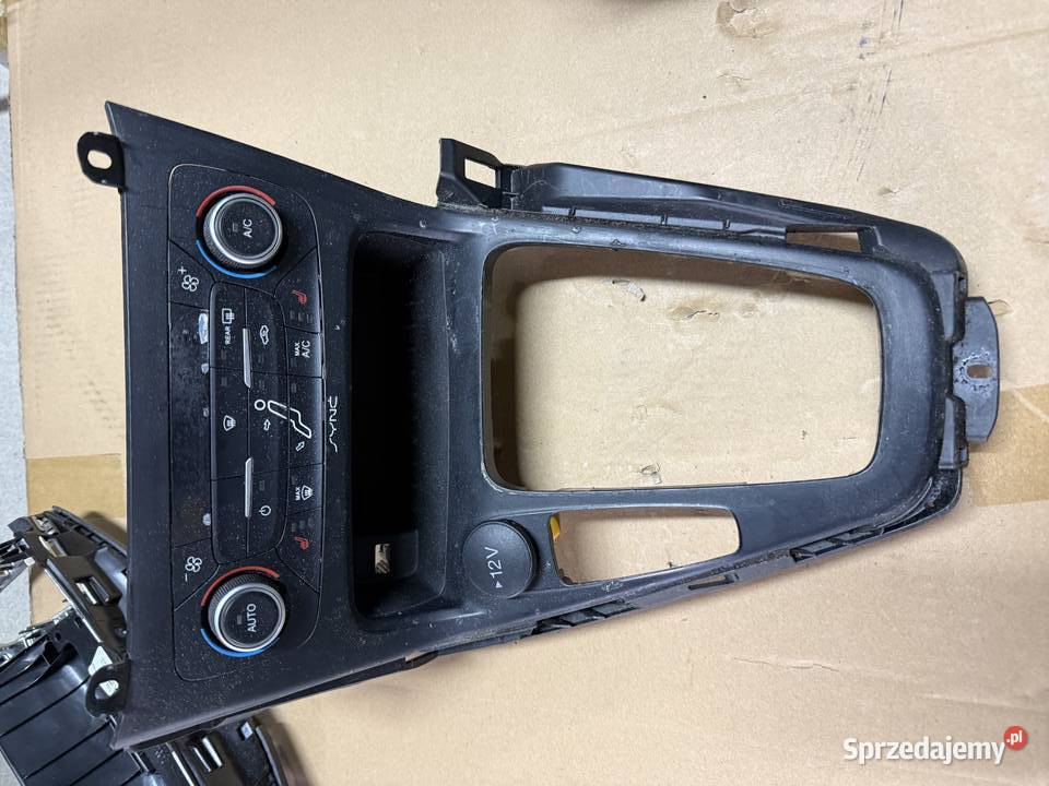 Ford Focus MK3 LIFT panel nawiewu klimatyzacji podkarpackie Kolbuszowa Dolna