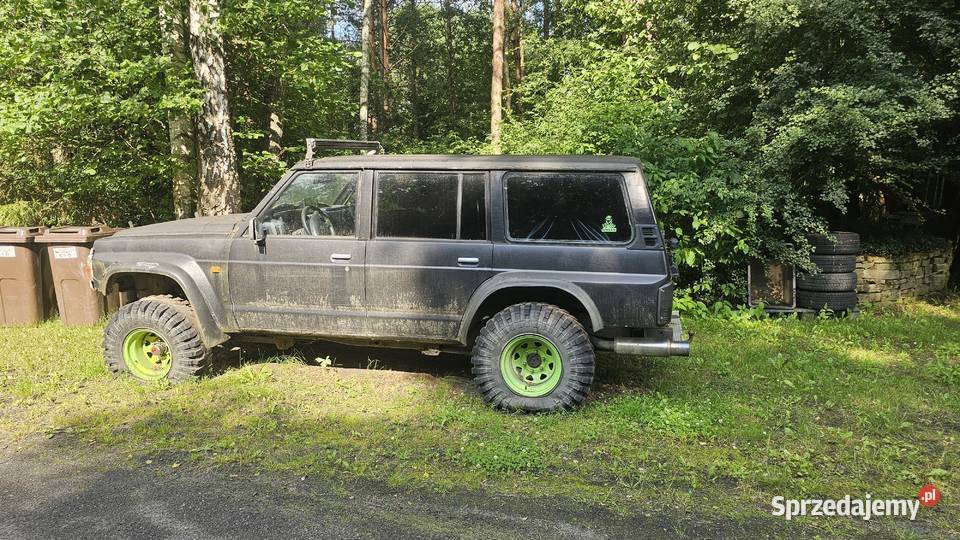 dwie sztuki Nissan Patrol Y60 swap OEM606 BMW