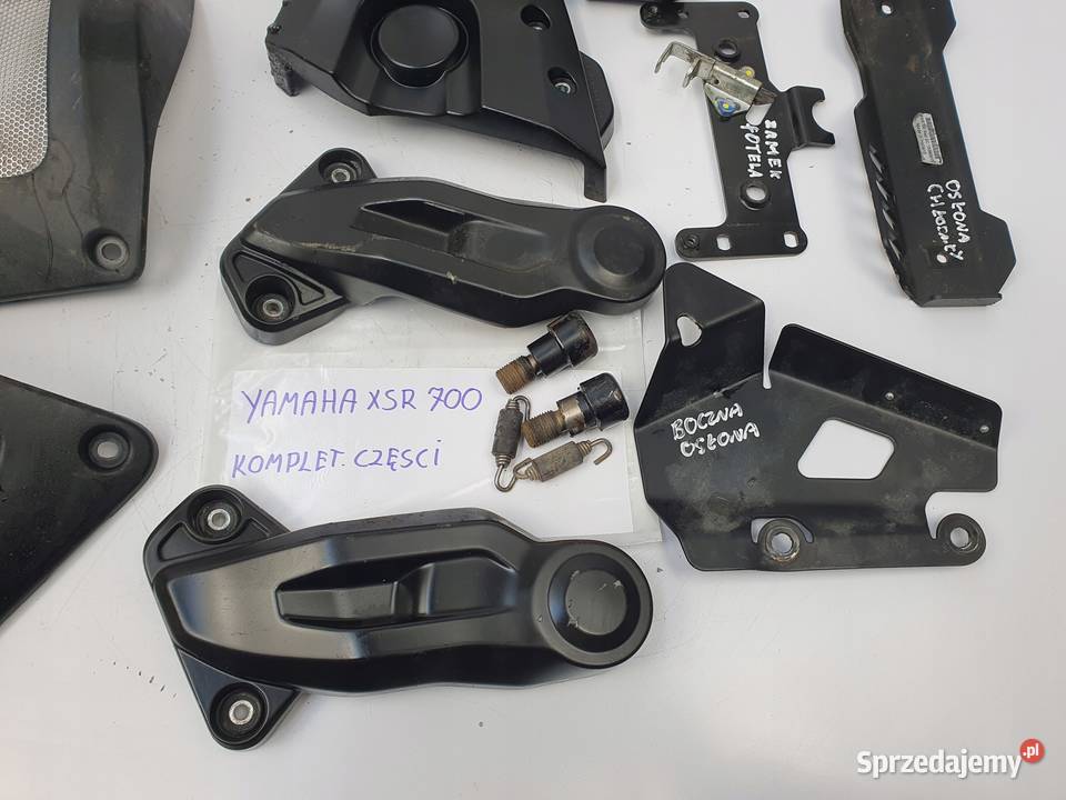 CZĘŚCI UCHWYT MOCOWANIE PLASTIK Yamaha XSR 700 sprzedam