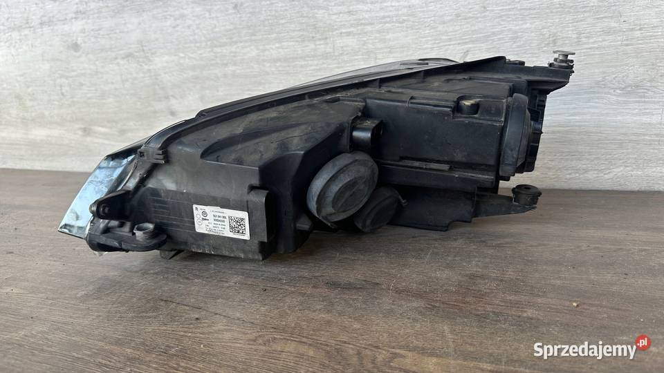 VW GOLF VII 1216 LAMPA PRAWY PRZÓD PRZEDNIA osobowe Gorzów Wielkopolski