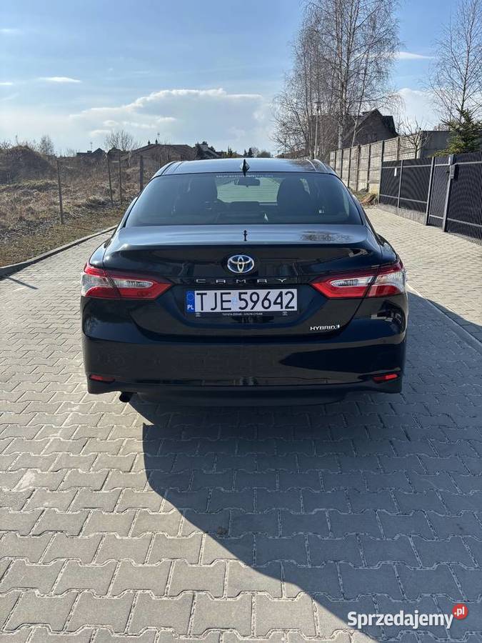 Toyota Camry 25 Hybryda 218 2019r salon Polska Camry Jędrzejów sprzedam