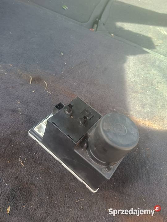 Pompka Centralnego Zamka 8L0 862 257 G Audi A4 śląskie Myszków sprzedam