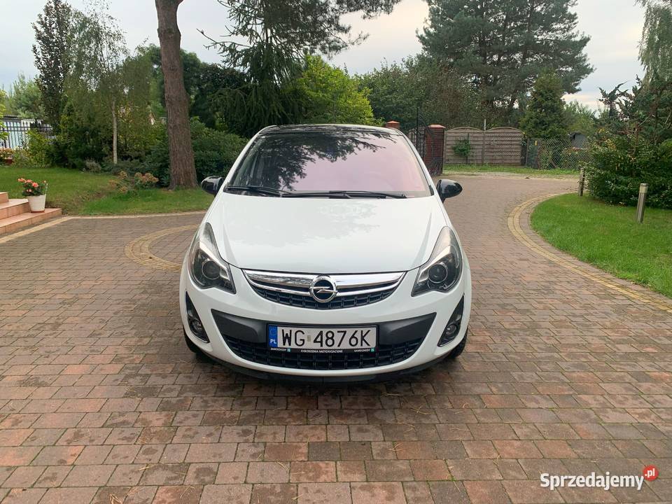 Opel Corsa D 14 100 Color Edition odtwarzacz DVD Pilawa