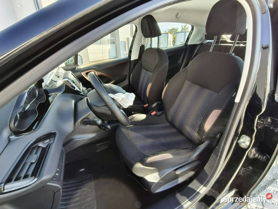 Peugeot 208 12 benzyna 82 klimatyzacja tablet 1200cm3 Kęty