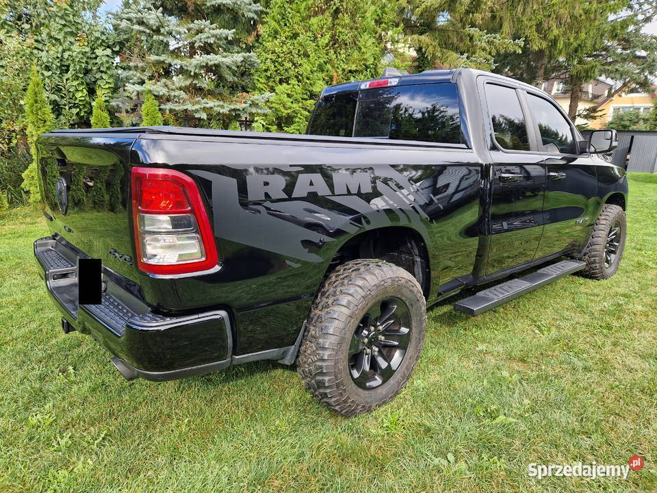 RAM 1500 RAM 1500 dobrze wyposarzony ciężarowy Motoryzacja