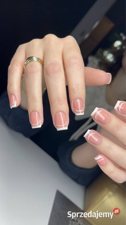 Manicure idealny na lato wakacje i codzienność Chorzów