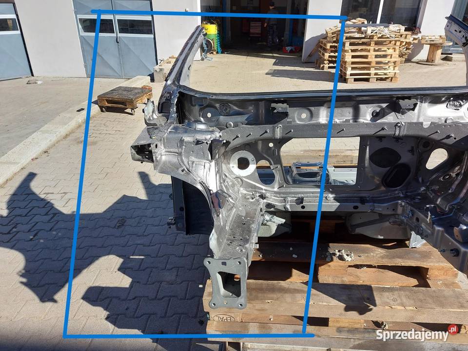 Cupra Tavascan 11H 2025 ćwiartka prawa przód