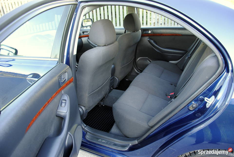 Toyota Avensis Polski Salon 100 nielakierowany wspomaganie kierownicy Grójec