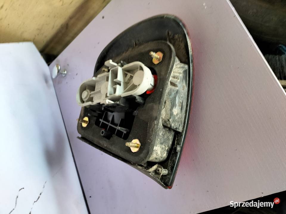 Lampa Tylna Lewa VOLVO V 40 V40 lampy tylne Kamień-Kolonia