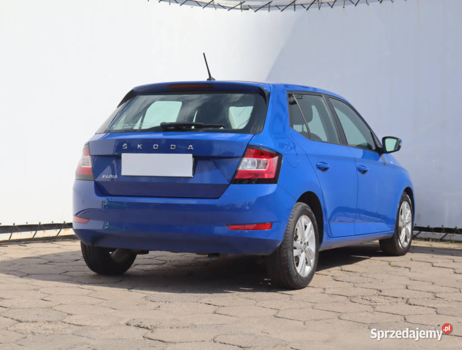 Skoda Fabia 10 TSI 70KM Łódź