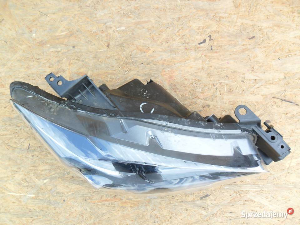 MAZDA CX5 CX5 LIFT 1417 LED LAMPA PRAWA osobowe Nowy Tomyśl