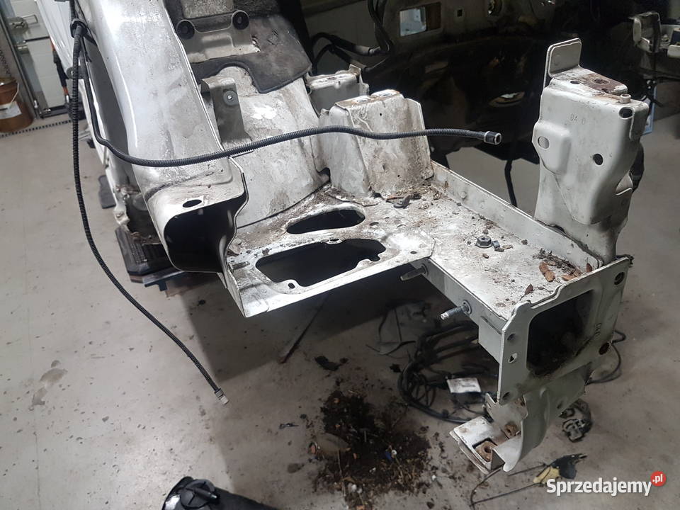 PEUGEOT 3008 I 2011 PODLUZNICA PRAWA CWIARTKA Rok produkcji 2012 Turkowice