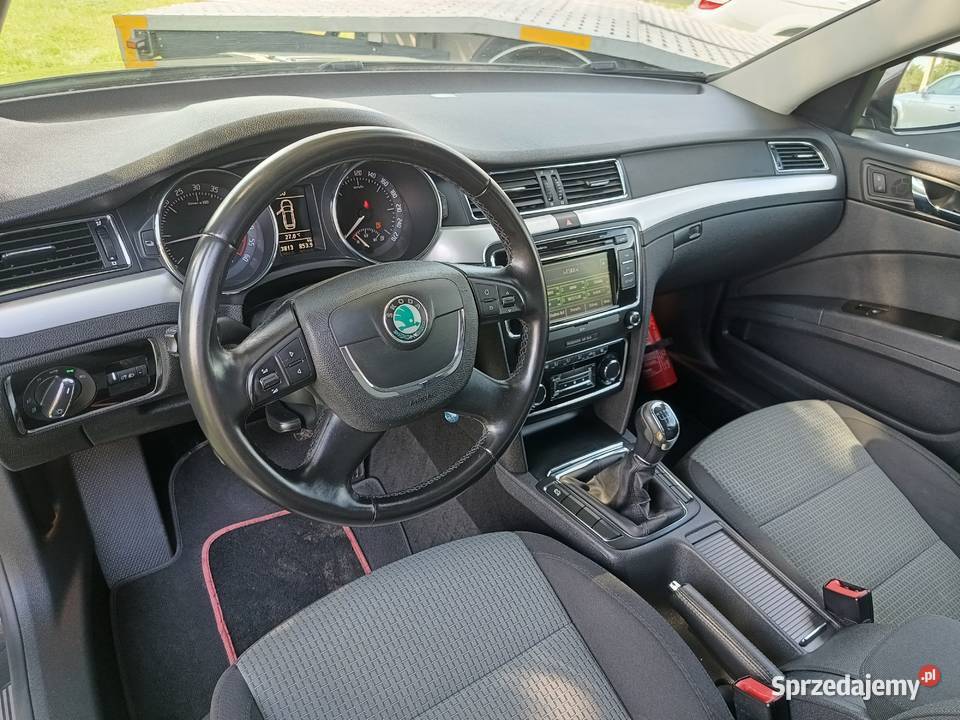 Skoda Superb 16 TDI fotel z pamięcią Super Stan komputer pokładowy sprzedam