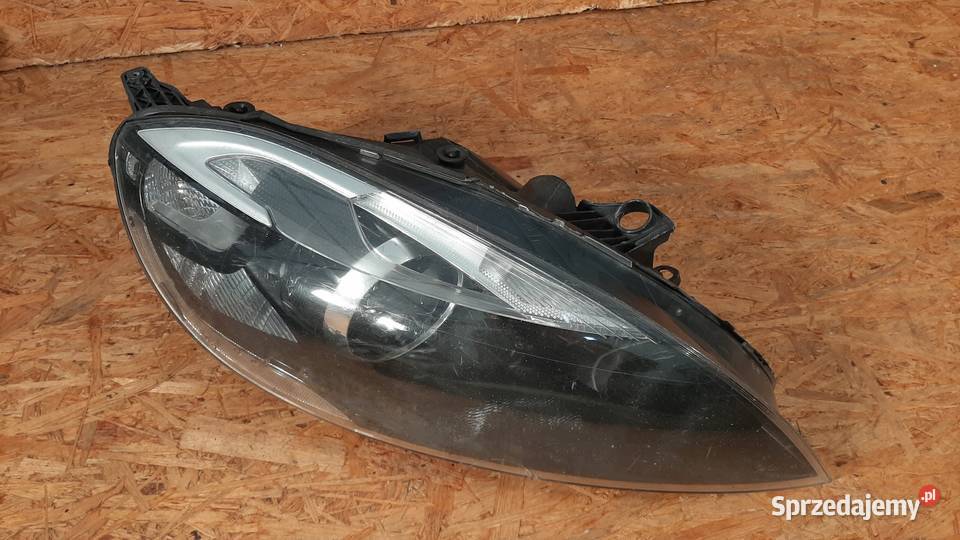 LAMPA PRAWA PRZEDNIA 31283333 VOLVO V40 II XENON osobowe Nowy Tomyśl sprzedam