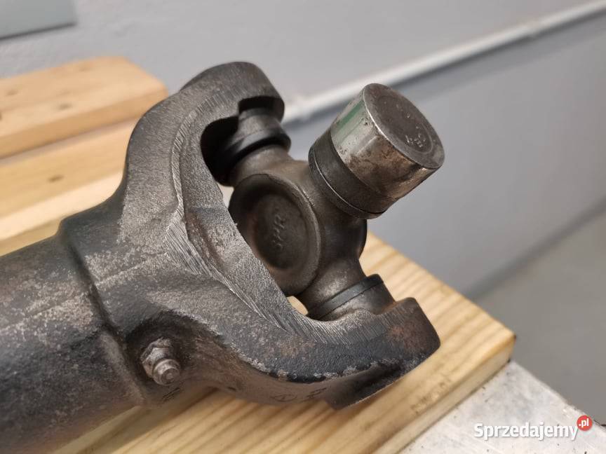 Wał napędowy CAT TH 560 wielkopolskie Wilkowo