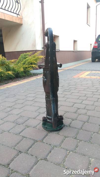 Żeliwny hydrant ogrodowy Kielce