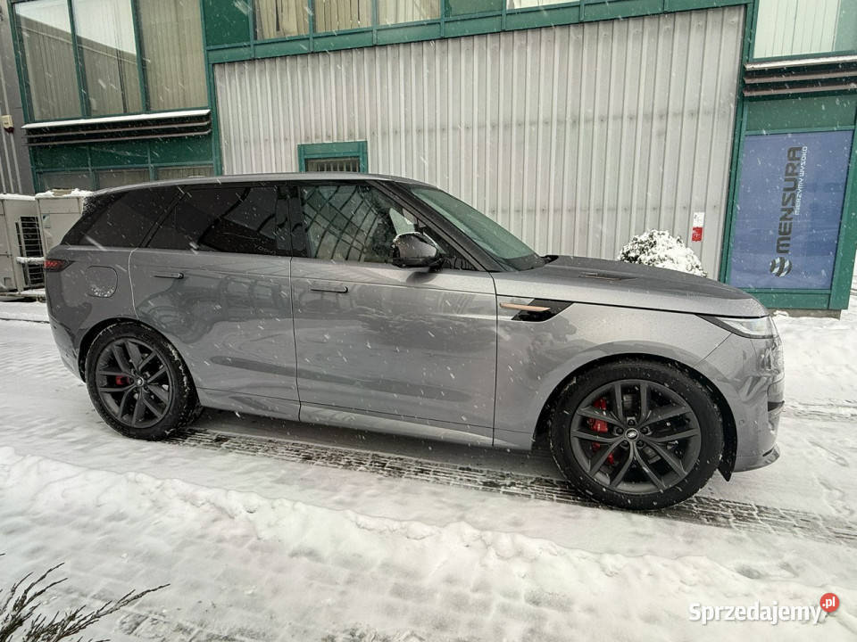 Land Rover Range Rover Sport P460e Dynamic SE Rok produkcji 2024 Węgrzce