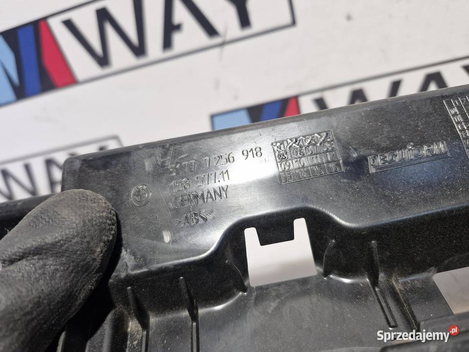 7256918 BMW F30 F31 MOCOWANIE ŚLIZG LISTWY osobowe