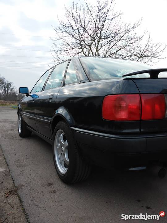 Sprawne Audi 80 B4 z ważnym przeglądem i OC 90KM