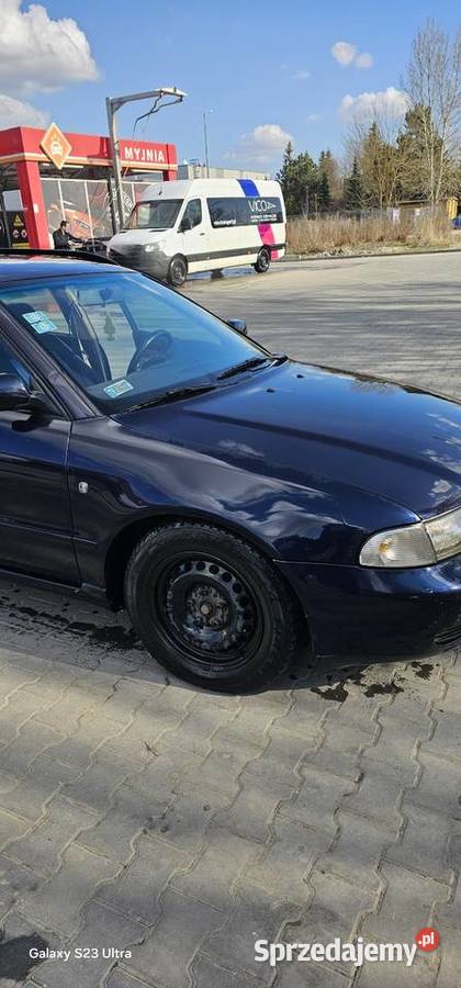 Sprzedam Audi a4 b5 24 b z Lpg 1998 nieuszkodzony Lublin