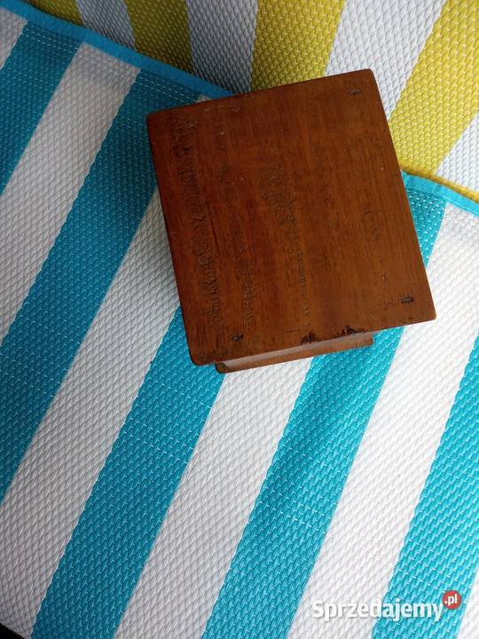 Pudełko sprzedam Borówno