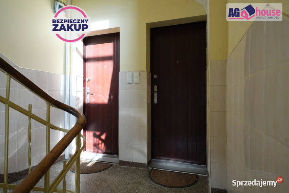 Dom wolnostojący 448m2 Gdynia Jesionowa