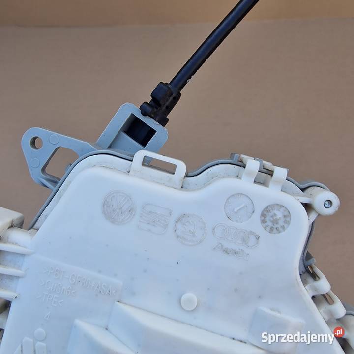 AUDI VW SKODA SEAT ZAMEK DRZWI Bieleń