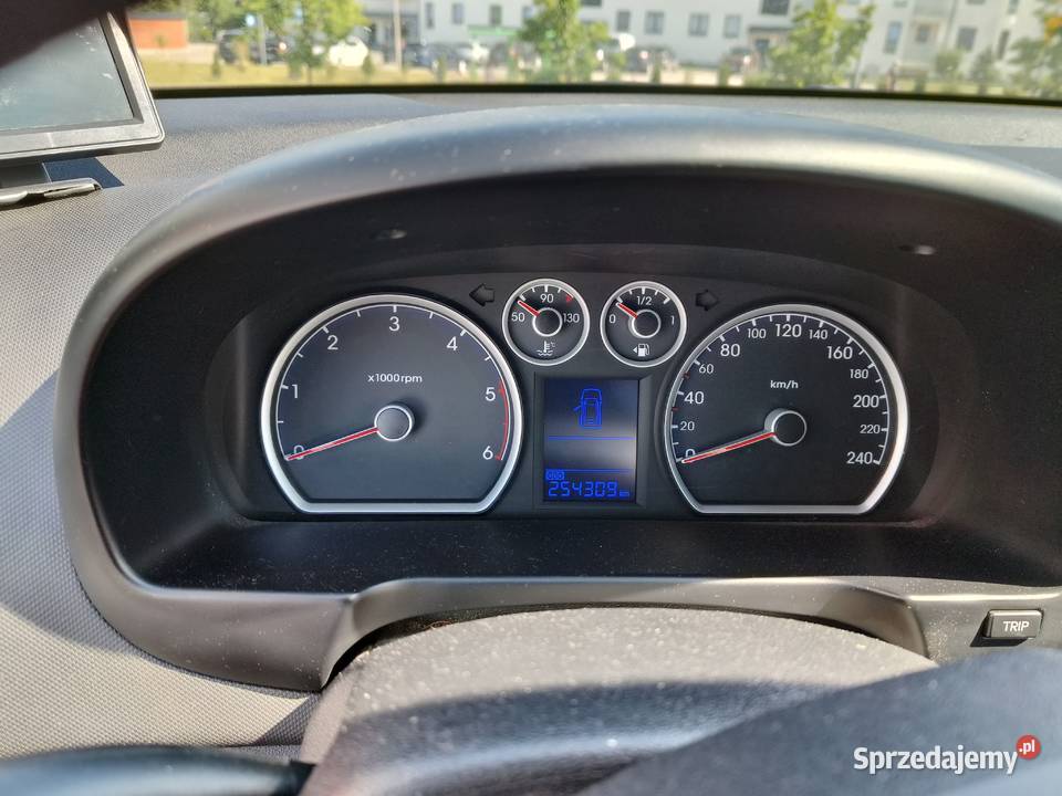 HYUNDAI I30 CW 16 crdi 2008 nieuszkodzony Ełk