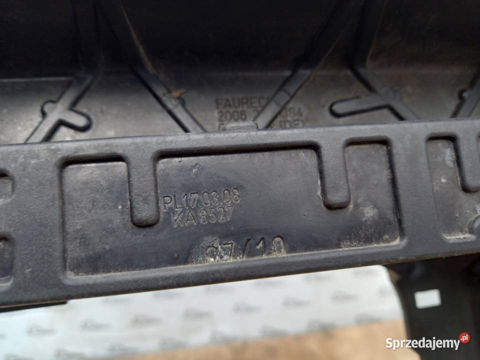 AUDI A3 SPORTBACK 8PA 10r pas przedni Kielce sprzedam