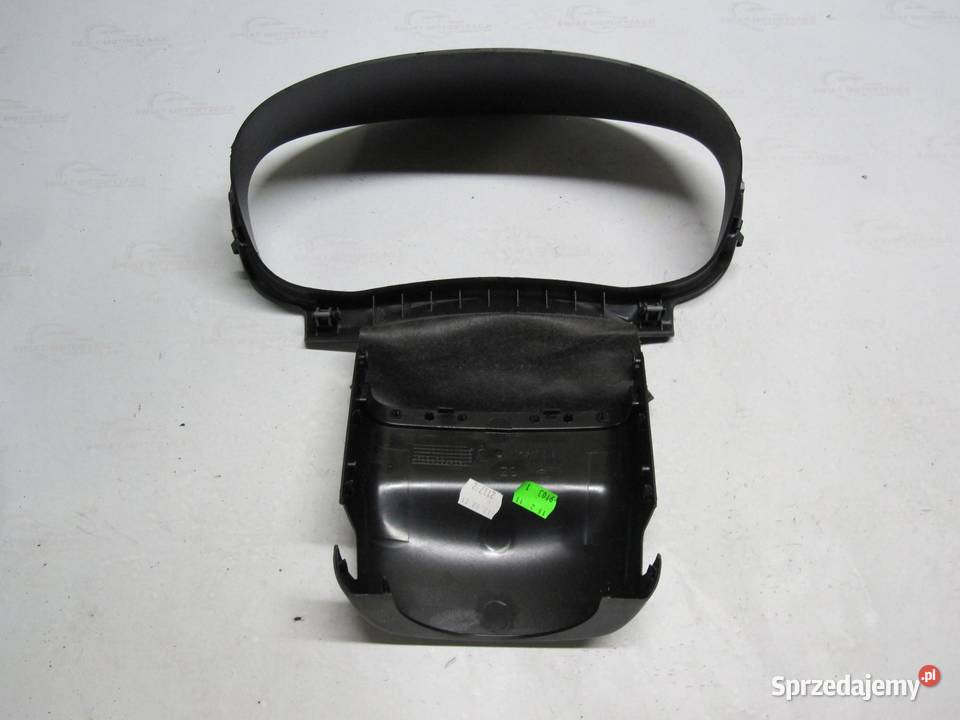 SKODA FABIA II LIFT 11r obudowa ramka licznika osobowe