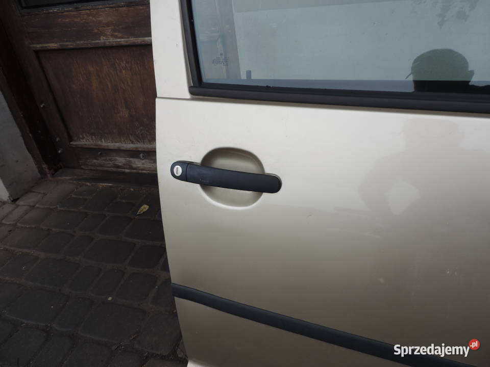 VOLKSWAGEN GOLF 4 IV 5D DRZWI PRAWY PRZÓD LA1W Nowy Sącz
