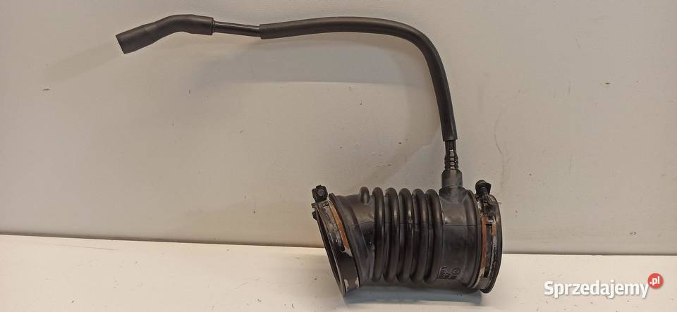 MAZDA 3 RURA DOLOT POWIETRZA 20B PE0112221