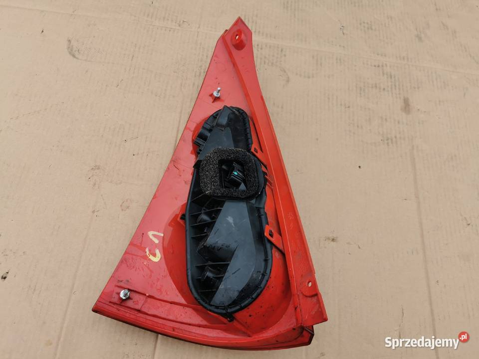Lampa tył prawa citroen c1 peugeot 107 05 Sieraków