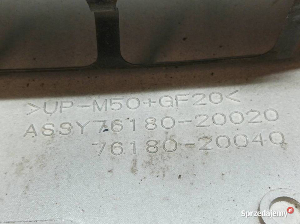 KIEROWNICA POWIETRZA WLOT MASKI 7618020020