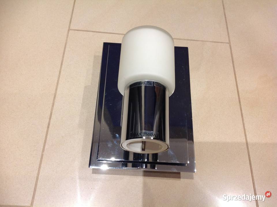 Kinkiet z Wbudowanym Gniazdkiem Łazienkowy Nowa Sól