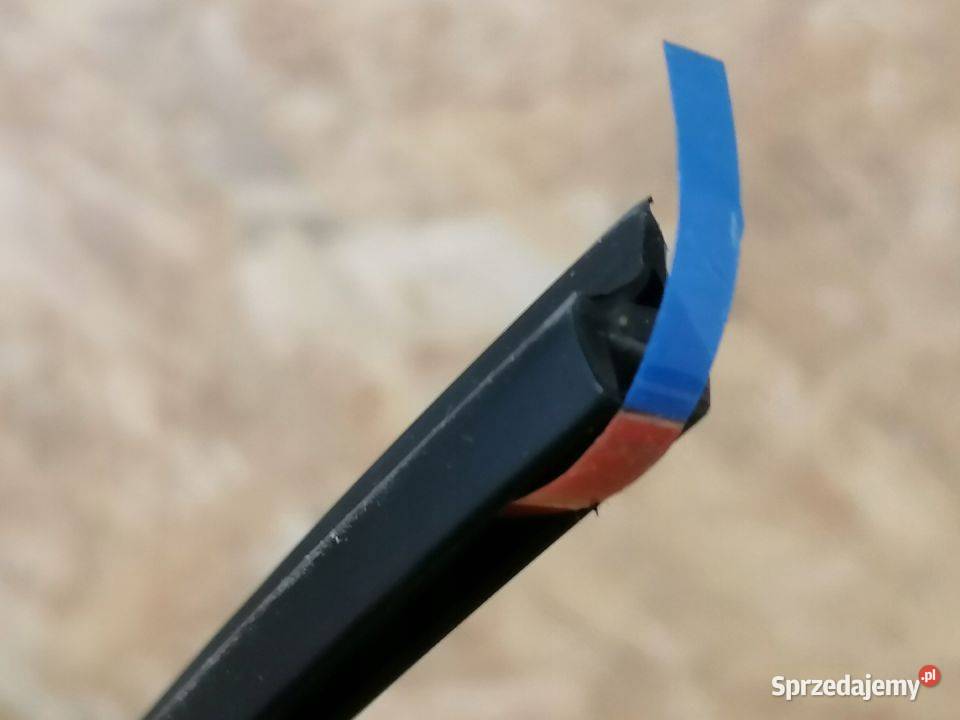 NISSAN ALTIMA LISTWA SZYBY PRZEDNIEJ 727523TA0B osobowe wielkopolskie Pleszew